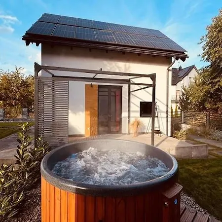 With Jacuzzi, For 6 People 펜션 *